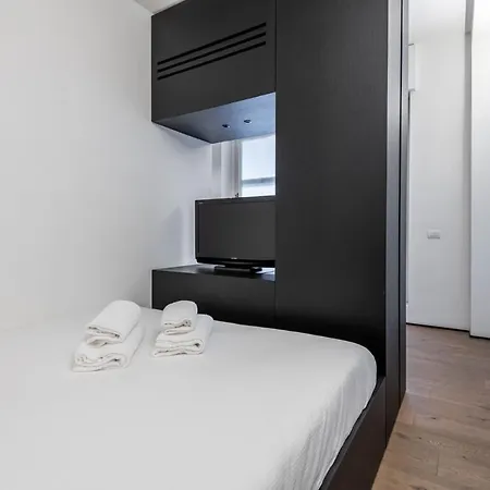 Easylife - Elegante Monolocale In Corso Magenta *